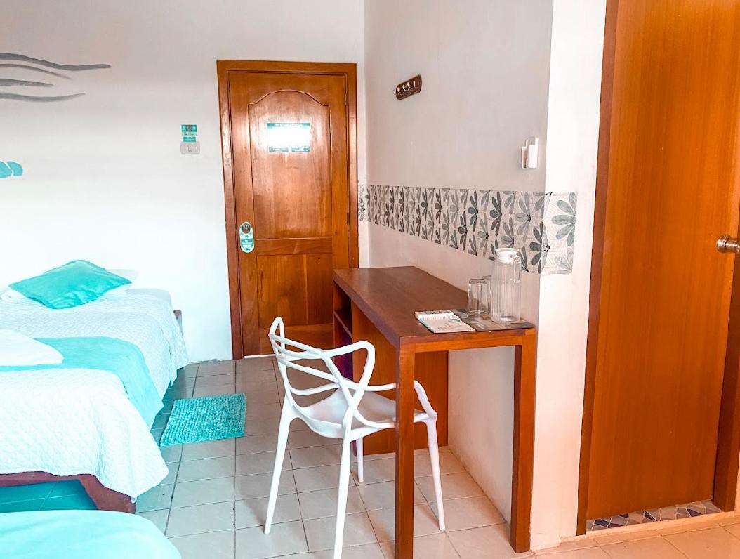 Hotel Coral Blanco With High Speed Internet Starlink And Galapagos Tour Operator Puerto Villamil Εξωτερικό φωτογραφία